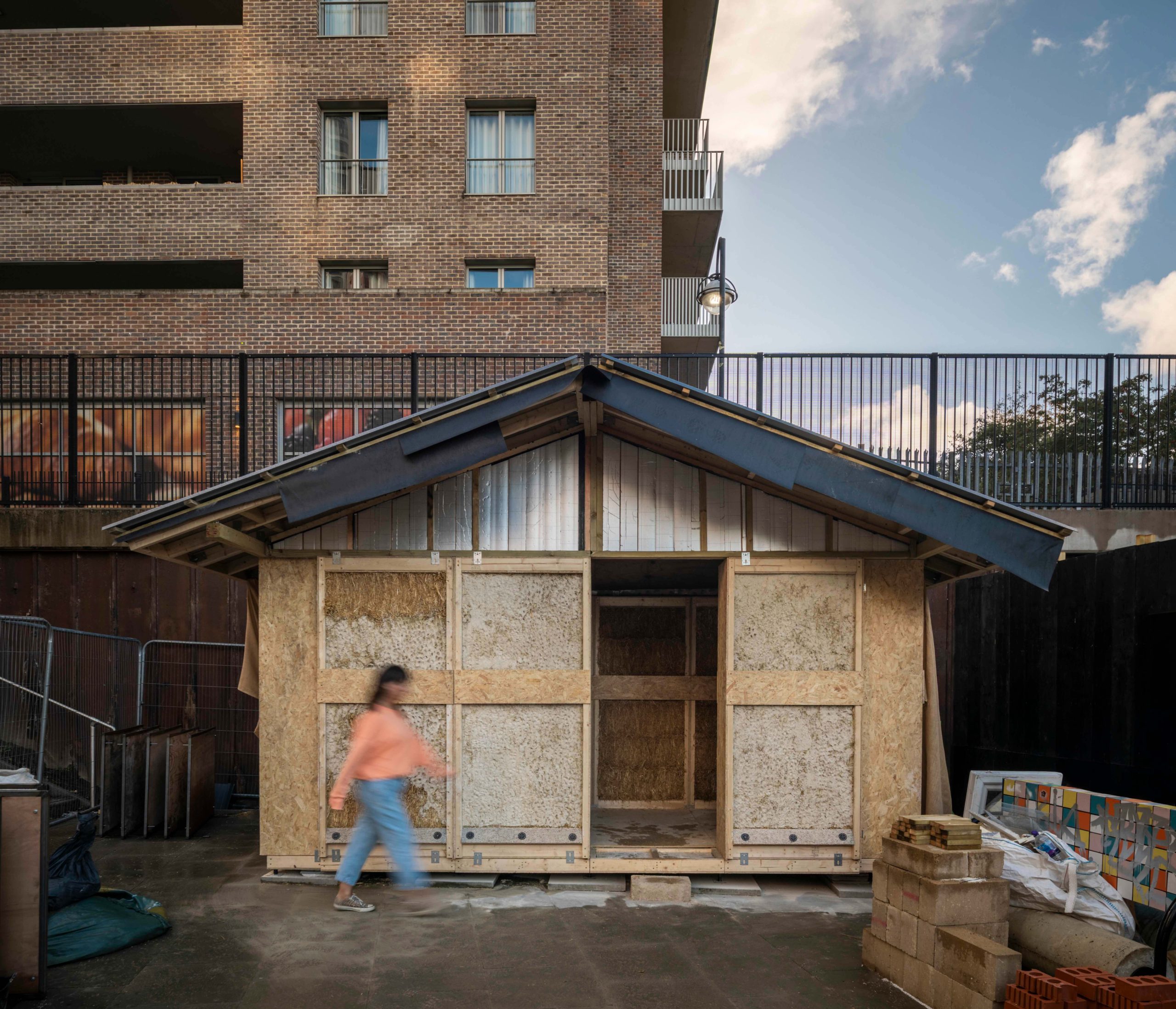 North Acton Village Hut - Additional image 4